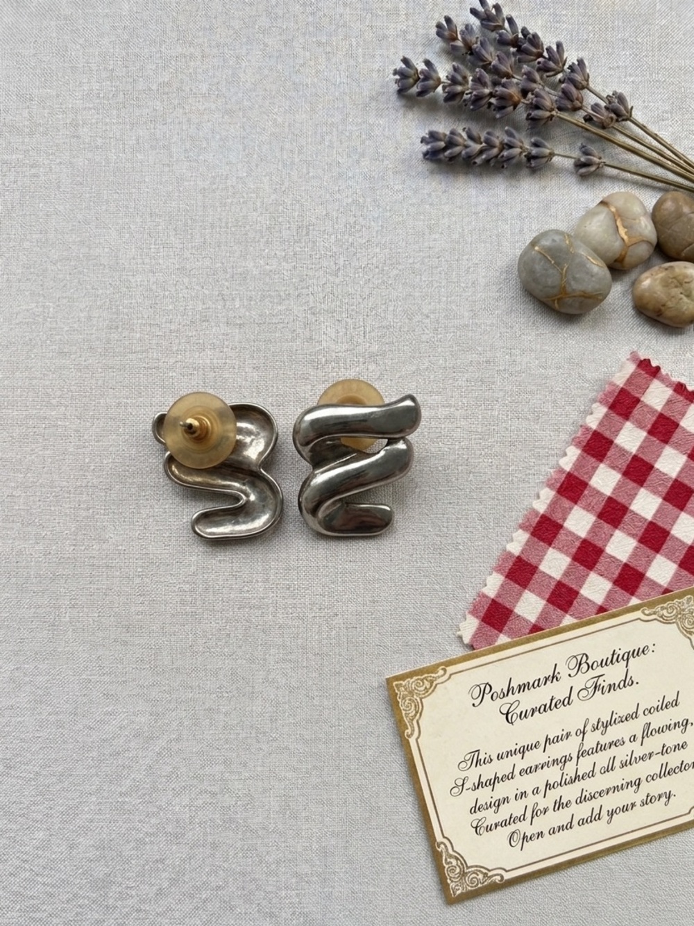Vintage 80s Silver Squiggle Post Earrings